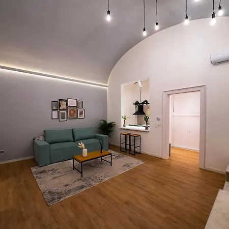 Coente Kiraly 28 Апартаменты